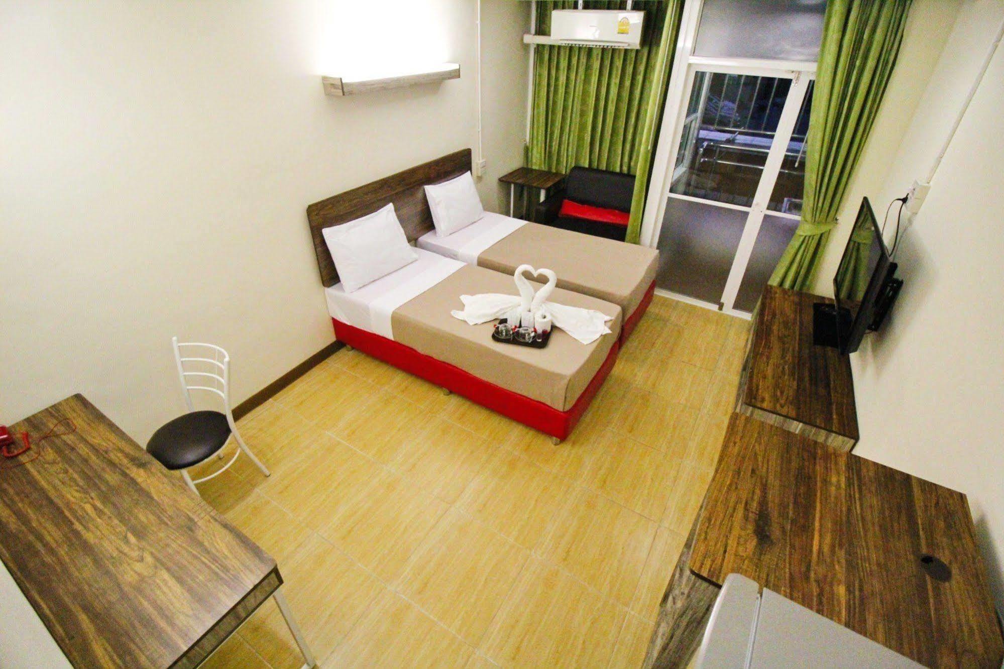 Ac Sport Village Bangkok Exterior foto
