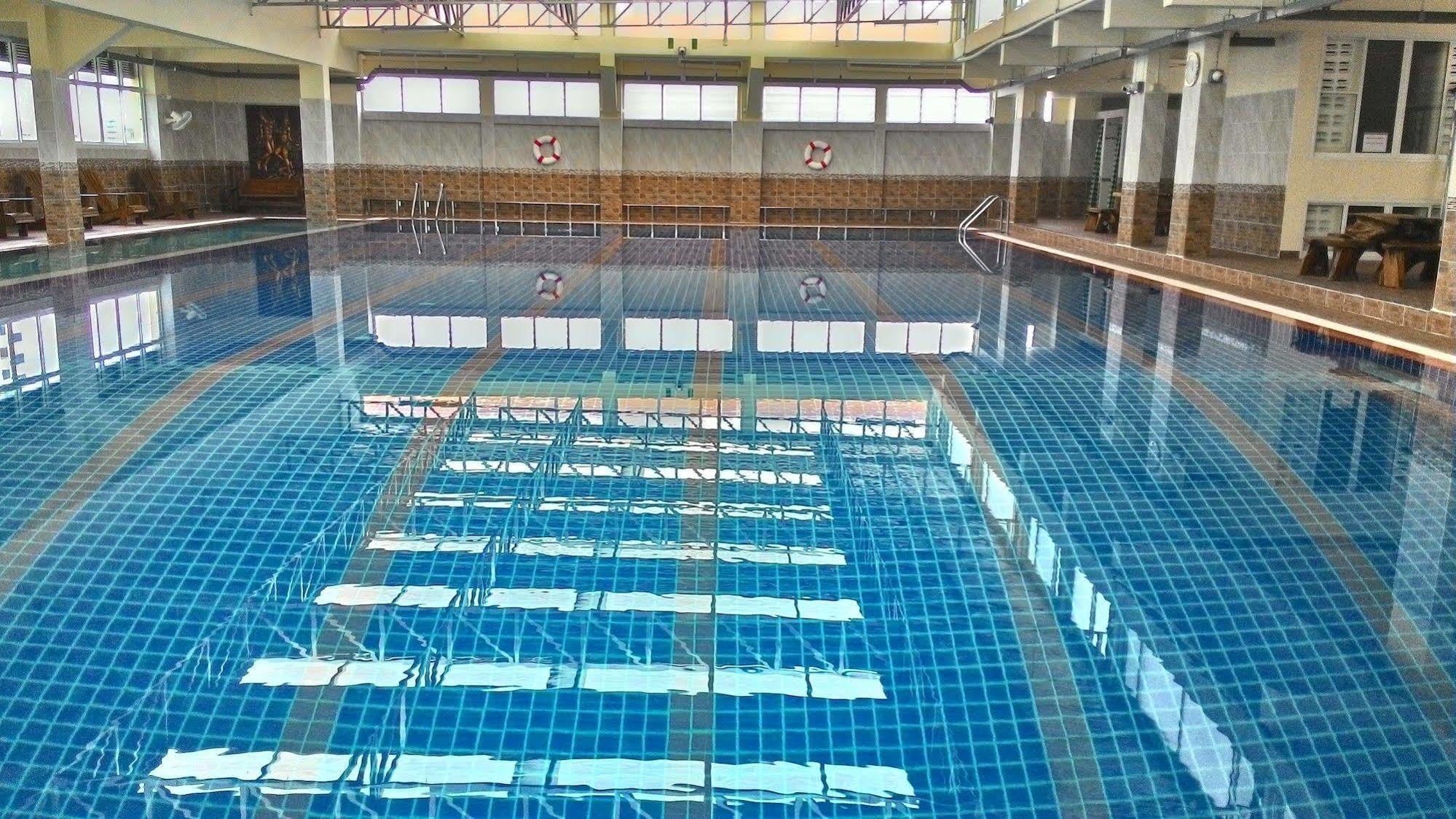 Ac Sport Village Bangkok Exterior foto